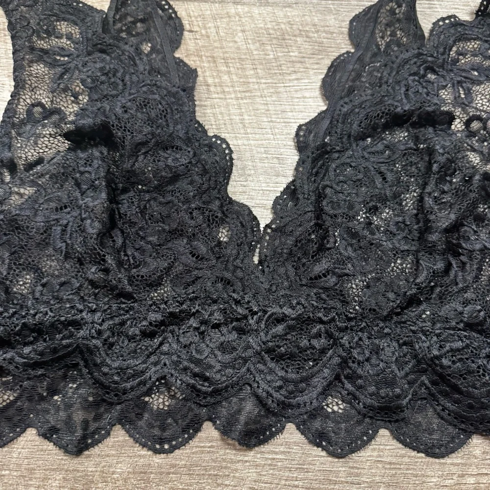 PRILIN Black Lace Bralette Size 2XL